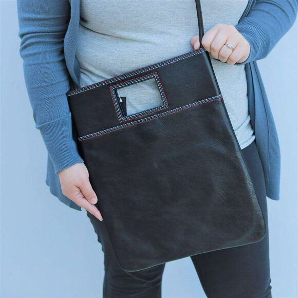 NWT Marc by Marc Jacobs Leather Foldover Oversize Clutch w Strap BLACK - Picture 2 of 10